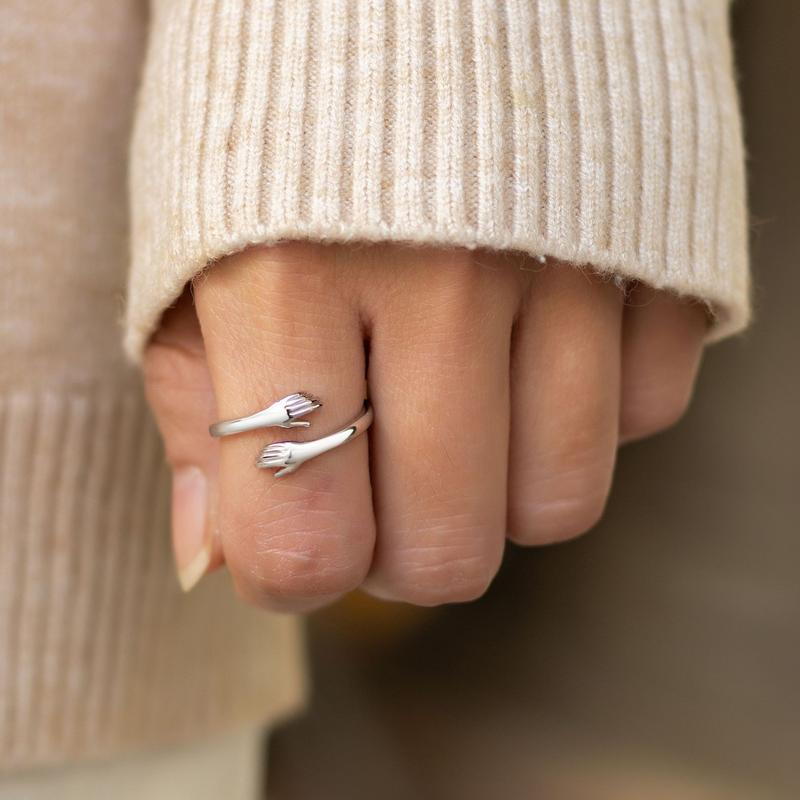 Norae Hug Ring